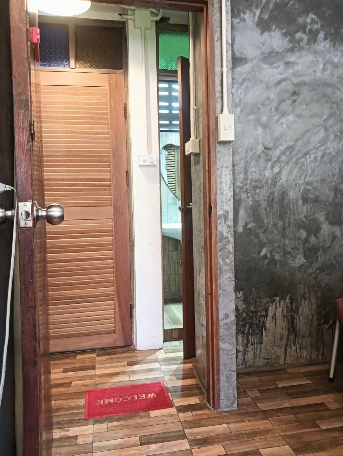 Baan Hostel