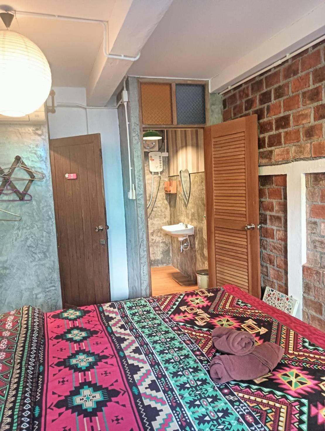 Hostel Baan *