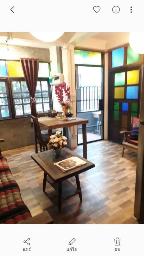 Baan Hostel *